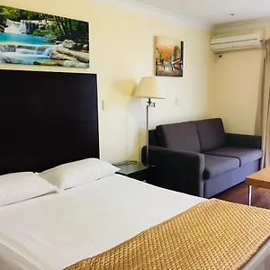 Hotel Centenary Motor Brisbane